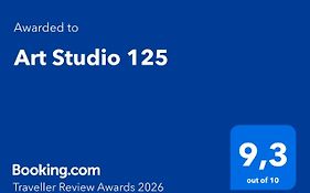 Art Studio 125
